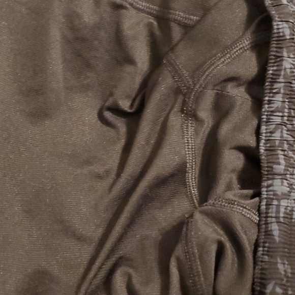 Lululemon Men's Short Tiger Camo - Picture 7 of 13